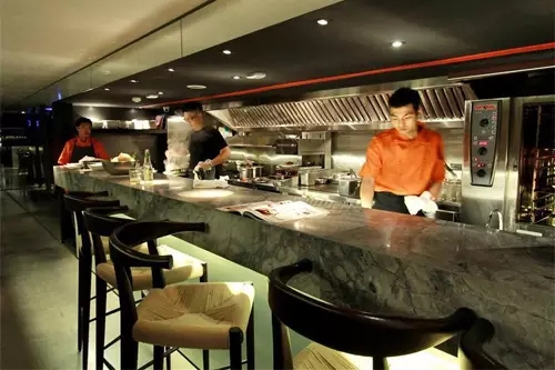 酒店明档厨房设计.jpg